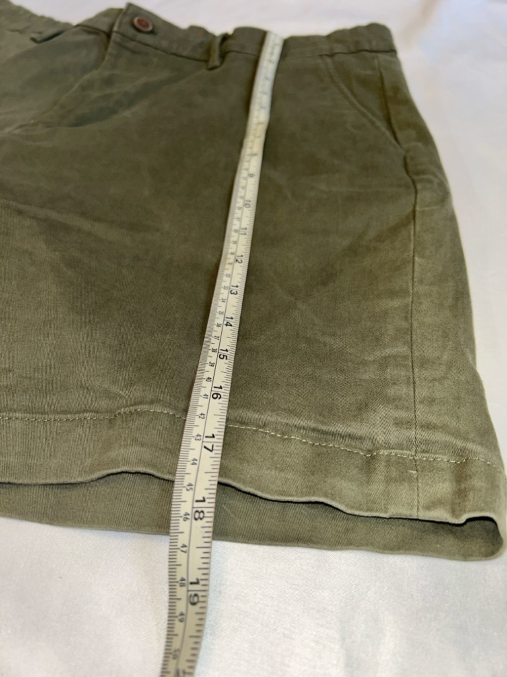 Men's Olive Flat-Front Casual Shorts - Picture 6 of 6